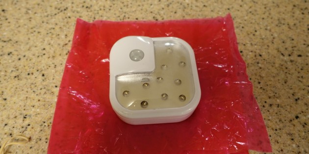 Inexpensive motion activated gun safe light that won’t hurt your night vision Inexpensive motion activated gun safe light that won’t hurt your night vision